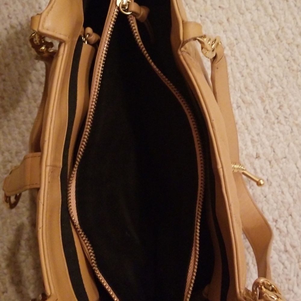 Bag - Picture 3 of 8